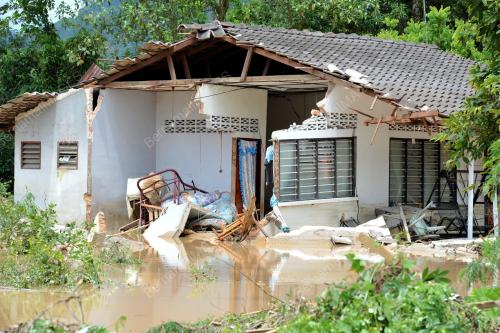 PK13_12042012_BANJIR