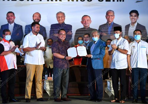 TUN DR MAHATHIR MOHAMAD