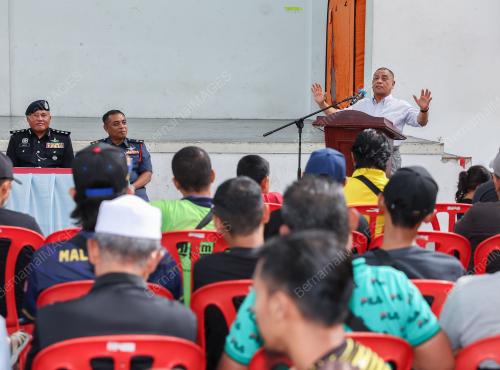DATUK SERI SAARANI MOHAMAD