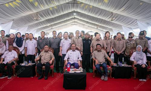 DATUK SERI ANWAR IBRAHIM
