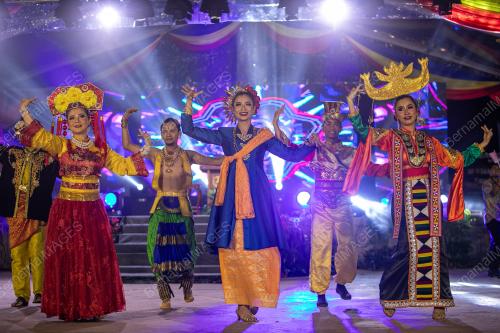 PERSEMBAHAN TARIAN TRADISIONAL