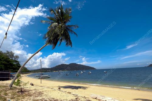 TINJAUAN PULAU PANGKOR TANPA KEHADIRAN PELANCONG