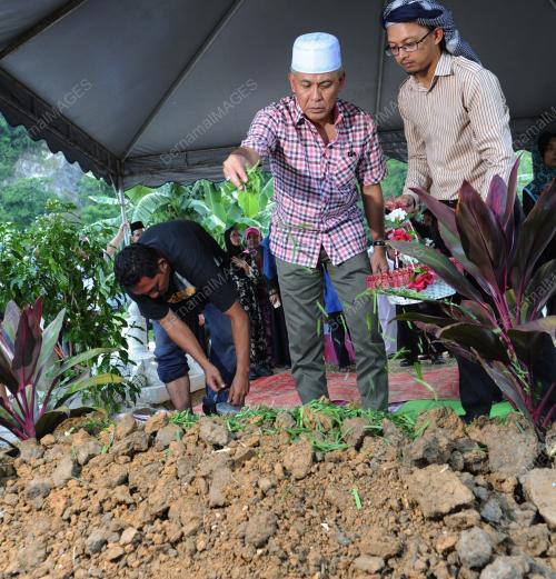 PK13_18062014_KEBUMI