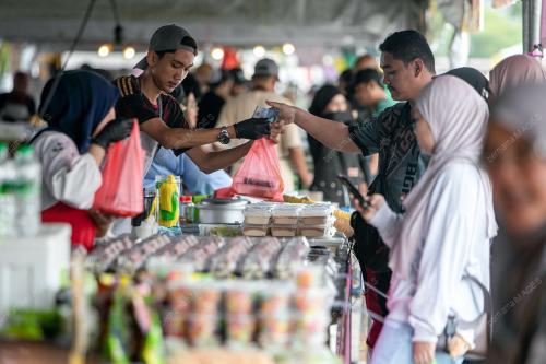 TINJAUAN BAZAR RAMADAN
