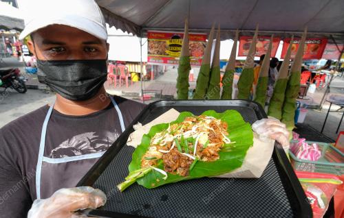 KUEY TIAW DAUN SIMPOK