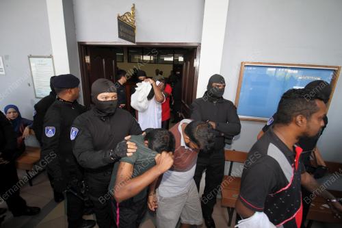 PK13_20022018_MAHKAMAH