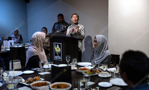 TAN SRI MOHD ANNUAR ZAINI