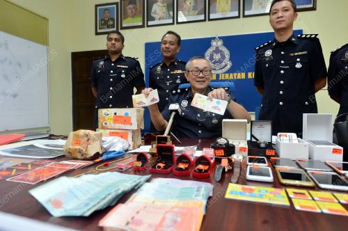 PK13_25112016_POLIS_2