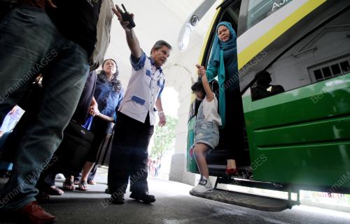 PK13_28102016_KTMB_TERKANDAS