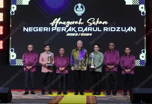 SULTAN PERAK SULTAN NAZRIN SHAH