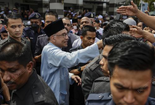 DATUK SERI ANWAR IBRAHIM