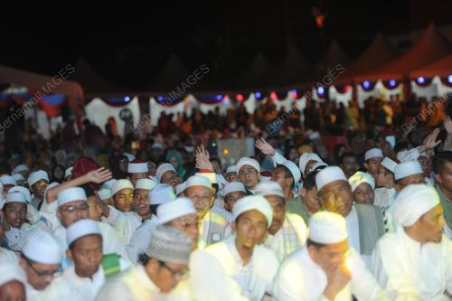 PK14_04122015_ZAHID