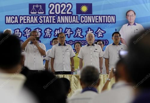 DATUK SERI IR DR WEE KA SIONG