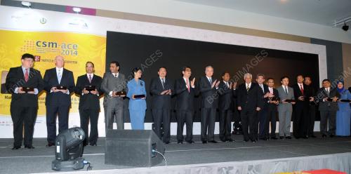 PK14_12112014_AWARDS
