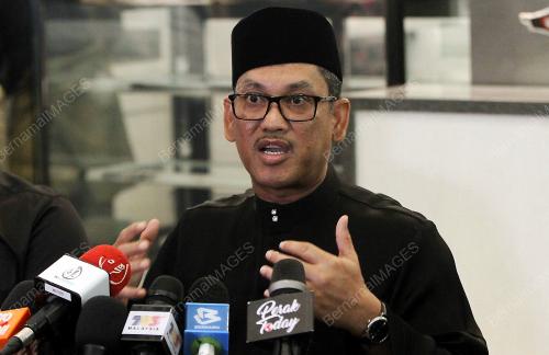 DATUK SERI AHMAD FAIZAL AZUMU