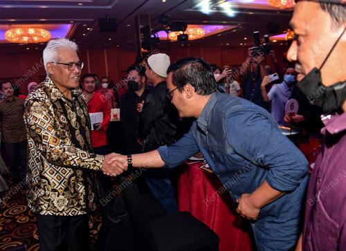 DATUK SERI HAMZAH ZAINUDIN