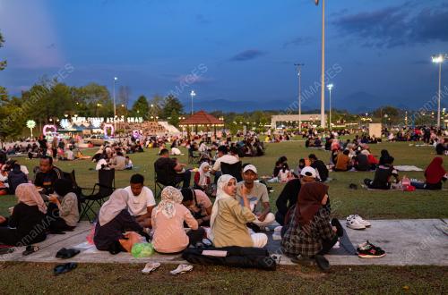 TINJAUAN IFTAR DI PADANG AWAM 