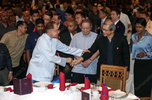 DATUK SERI ANWAR IBRAHIM