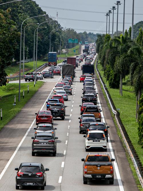 LEBUHRAYA UTARA SELATAN (PLUS)