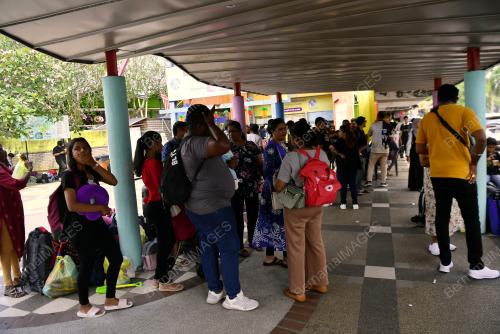 TINJAUAN DI JETI FERI TERMINAL LUMUT