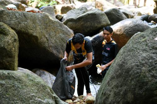 TINJAUAN HARI AIR SEDUNIA