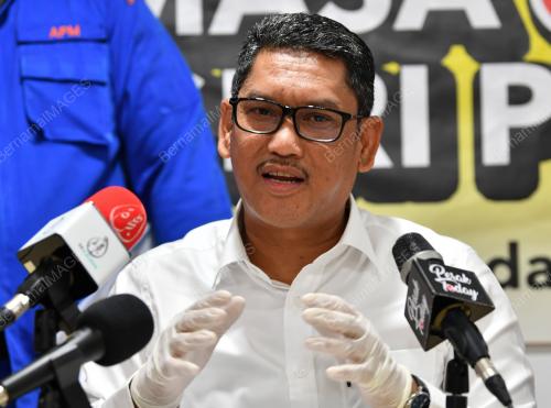 DATUK SERI AHMAD FAIZAL AZUMU