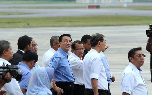 PK14_23032016_AIRPORT