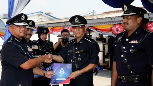 PK14_25032016_HARI_POLIS