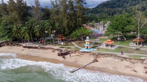 HAKISAN_PANTAI