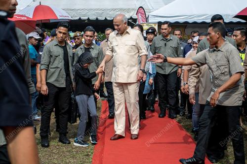 SULTAN PERAK SULTAN NAZRIN SHAH