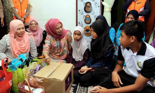 DATUK SERI DR NORAINI AHMAD