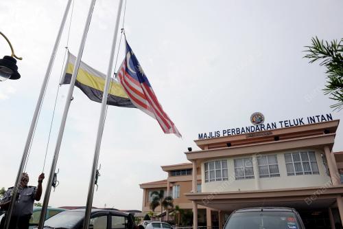 PK14_28052014_BENDERA