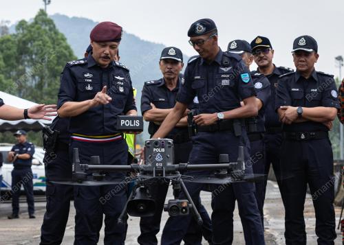 DATUK SERI MOHD YUSRI HASSAN BASRI