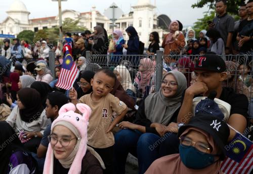 SAMBUTAN HARI KEBANGSAAN KE-67 NEGERI PERAK
