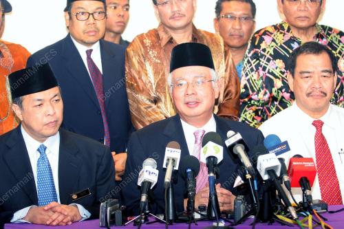 MOHD NAJIB TUN ABDUL RAZAK