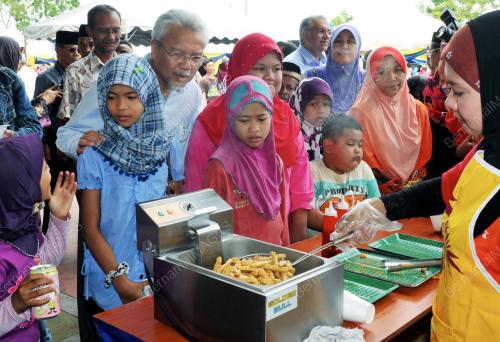 PK15_08092012_HUSNI