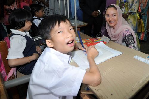 PK15_14052015_TUANKU_ZARA