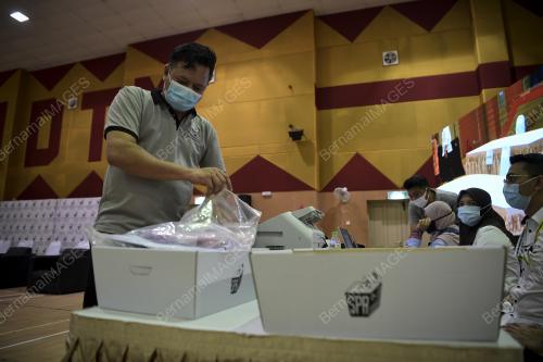 PERSIAPAN MENJELANG HARI PENAMAAN CALON PRK SLIM