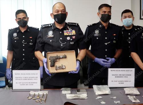 DATUK MIOR FARIDALATHRASH WAHID