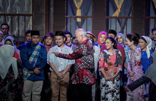 SULTAN PERAK SULTAN NAZRIN SHAH