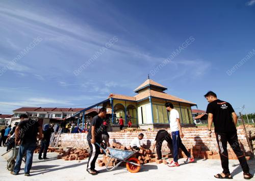 PK15_18022017_MASJID