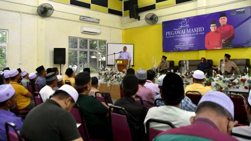 KHAIRUL AZWAN HARUN