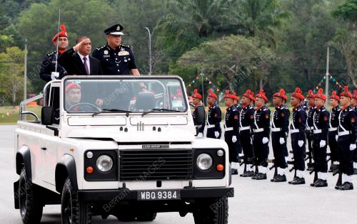 DATUK SERI SAARANI MOHAMAD