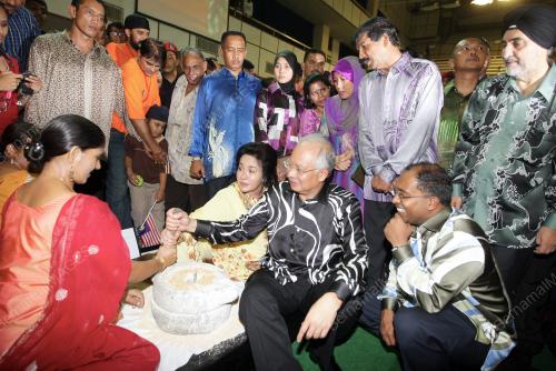 NAJIB TUN RAZAK