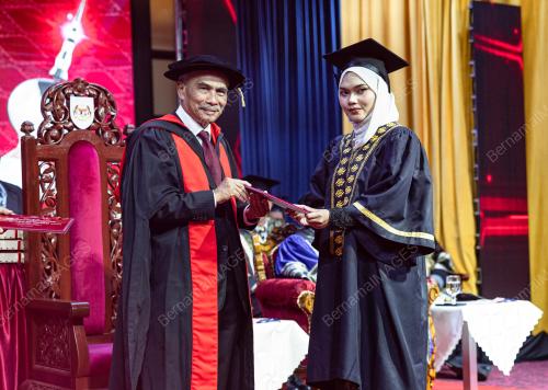 PROF EMERITUS DATUK ZAINAI MOHAMED