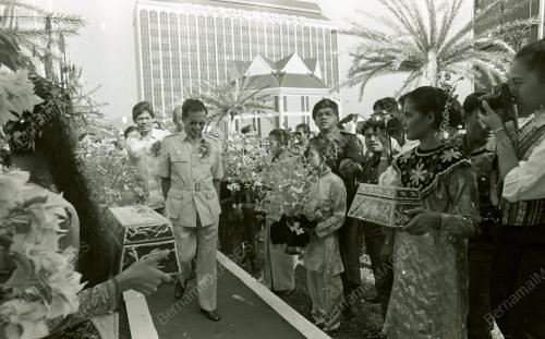 PK15_240690_PROGRAM