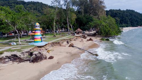 HAKISAN_PANTAI