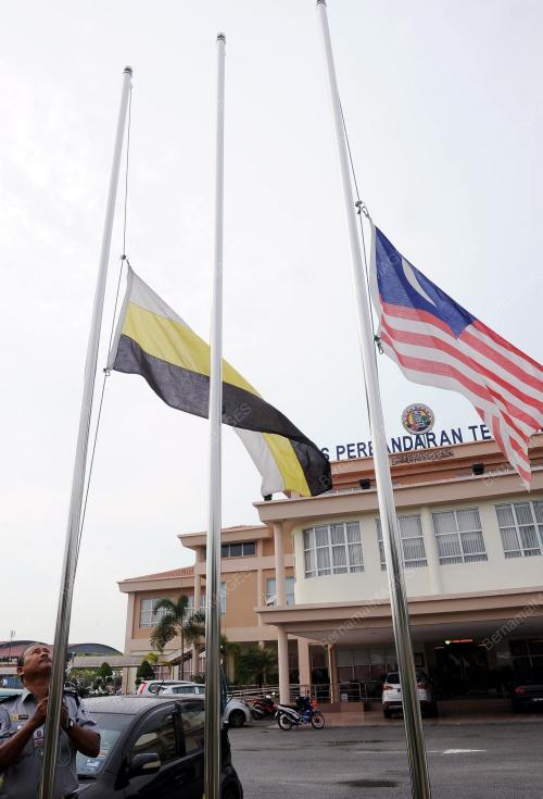 PK15_28052014_BENDERA