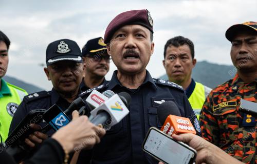 DATUK SERI MOHD YUSRI HASSAN BASRI