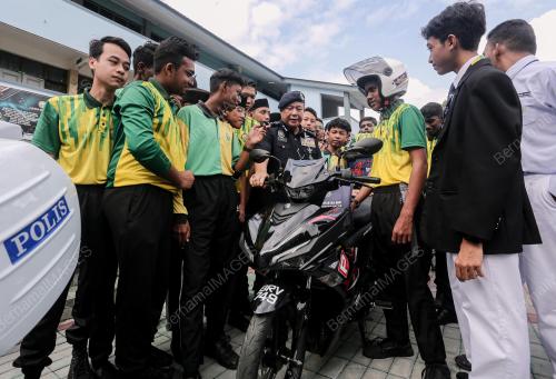 DATUK AZIZI MAT ARIS